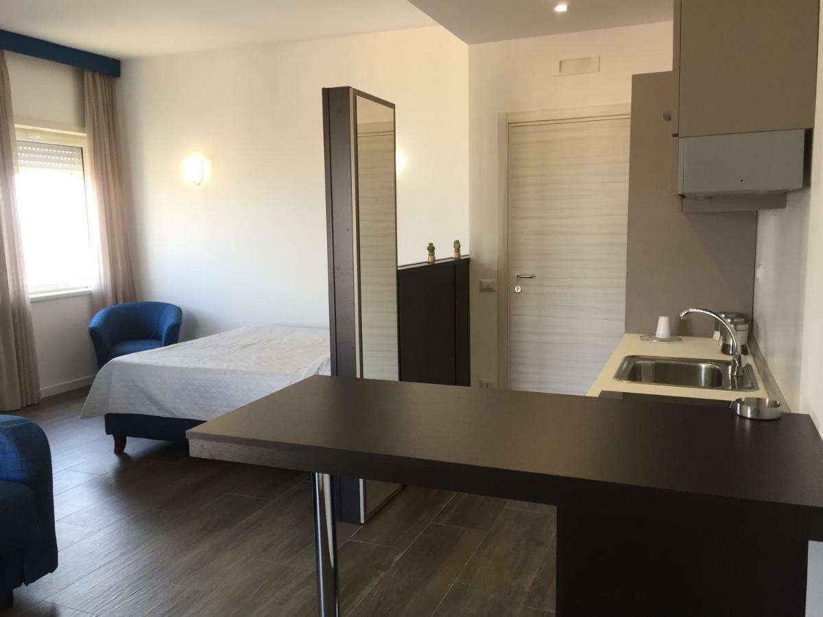 Residenza Garibaldi Daire Napoli Dış mekan fotoğraf