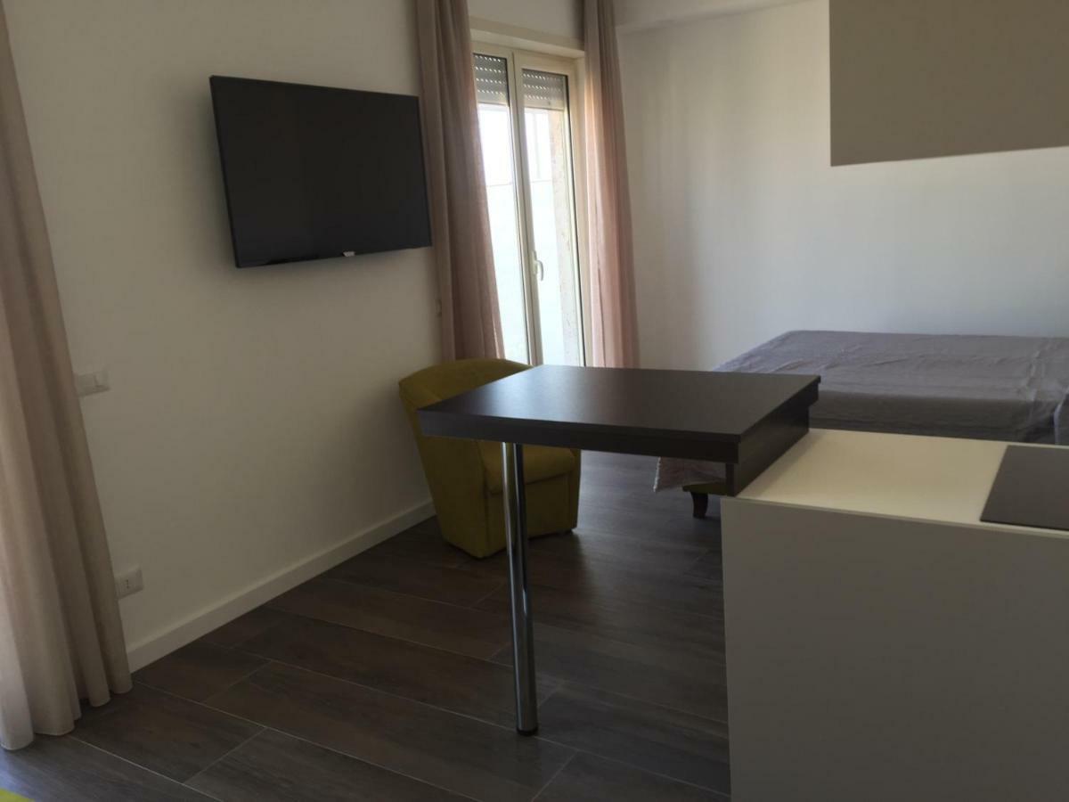 Residenza Garibaldi Daire Napoli Dış mekan fotoğraf
